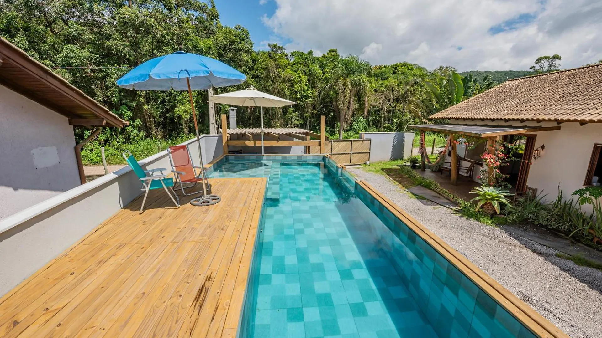 Casa Rustica Com Piscina Privativa, Banheira De Hidromassagem, Ar-Condicionado, Pet Friendly - Refugio Na Natureza A 5 Minutos Do Centro De Imbituba, Perfeita Para Familias E Grupos