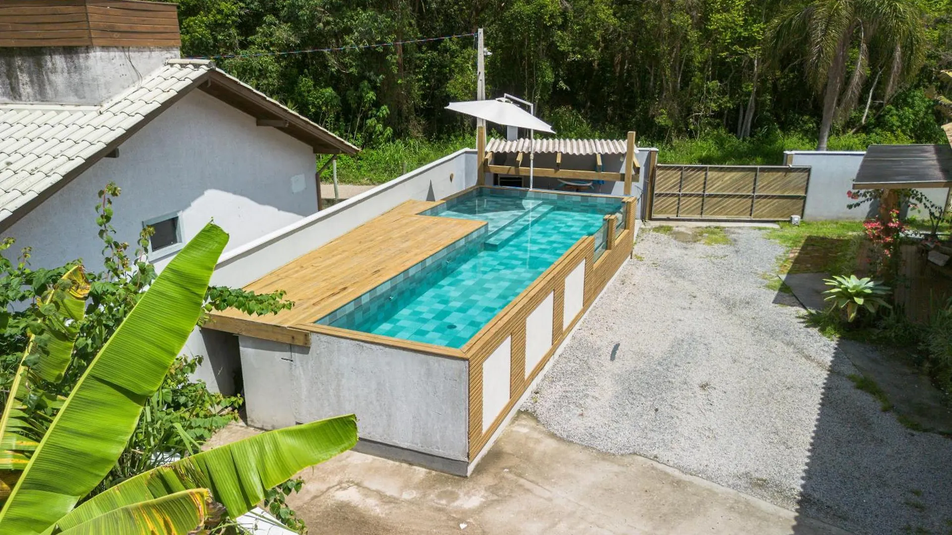 Casa Rustica Com Piscina Privativa, Banheira De Hidromassagem, Ar-Condicionado, Pet Friendly - Refugio Na Natureza A 5 Minutos Do Centro De Imbituba, Perfeita Para Familias E Grupos Prázdninový dům Imbituba (Santa Catarina)